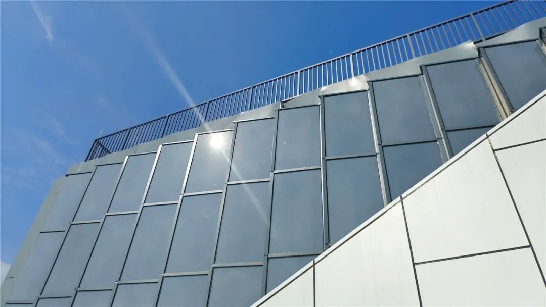 填補行業(yè)空白！英利云鷹牽頭的建筑光伏幕墻運維標準獲批立項