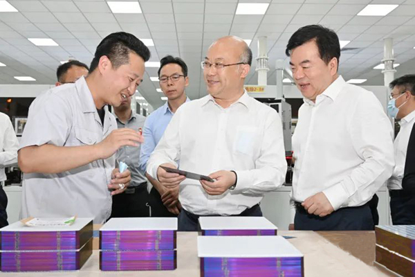 河北省省長王正譜到英辰新能源參觀調(diào)研